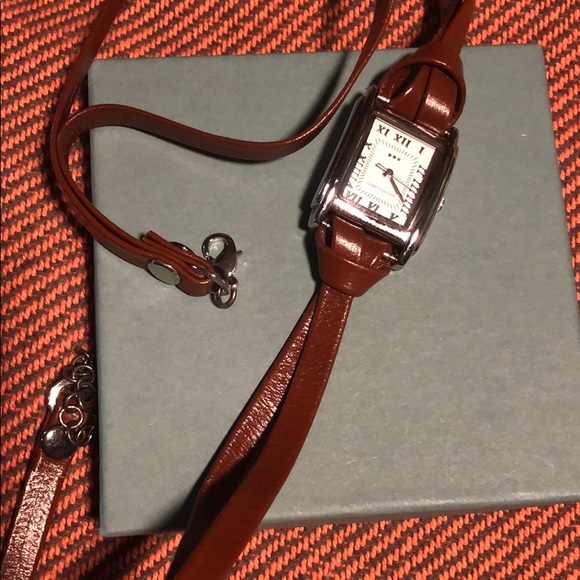 COPY - La Mer NWOT brown wrap bracelet watch - Picture 2 of 6